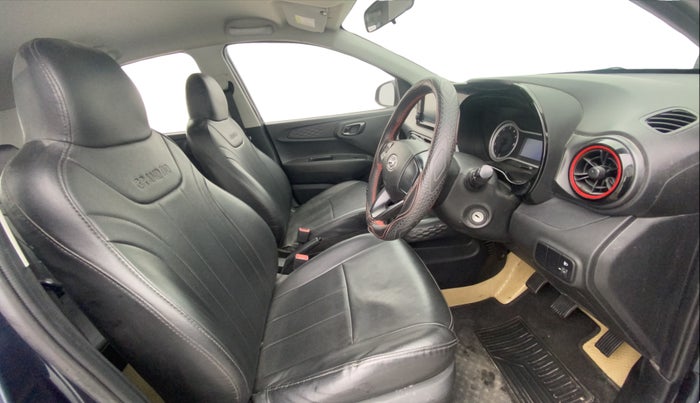 2022 Hyundai GRAND I10 NIOS SPORTZ 1.0 TURBO GDI, Petrol, Manual, 32,832 km, Right Side Front Door Cabin