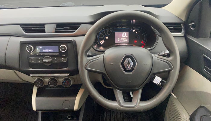 2021 Renault TRIBER RXL MT, Petrol, Manual, 97,073 km, Steering Wheel Close Up