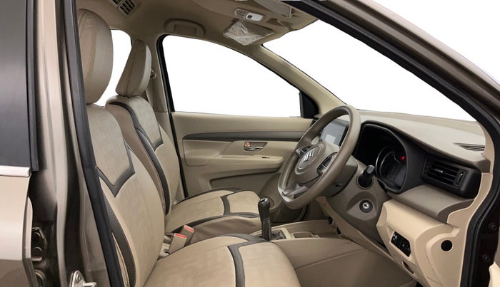 2020 Maruti Ertiga VXI CNG, CNG, Manual, 28,202 km, Right Side Front Door Cabin