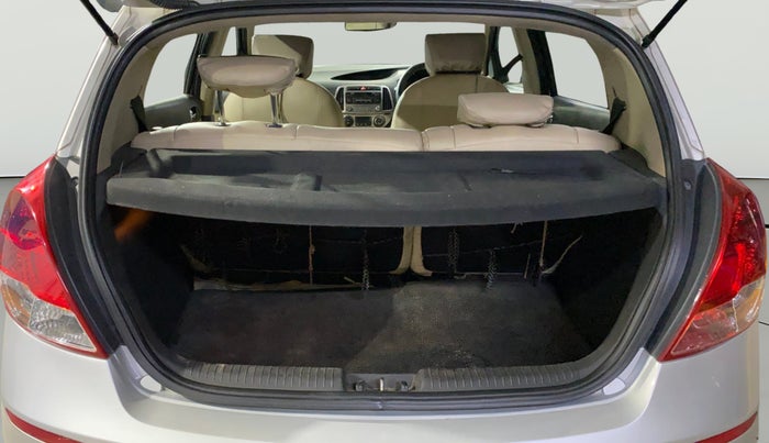 2013 Hyundai i20 SPORTZ 1.2, Petrol, Manual, 53,130 km, Boot Open Zoomed View