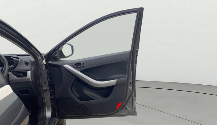 2022 Tata NEXON XM SUNROOF PETROL, Petrol, Manual, 16,608 km, RHS Front Door