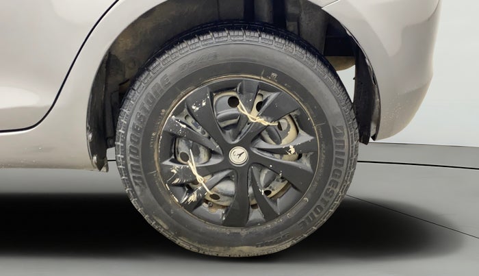 2013 Maruti Swift VXI, Petrol, Manual, 76,061 km, Left Rear Wheel