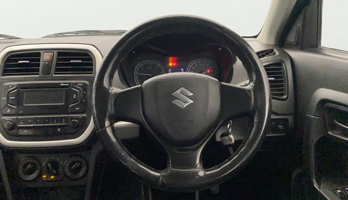 2019 Maruti Vitara Brezza VDI, Diesel, Manual, 1,20,345 km, Steering Wheel Close Up