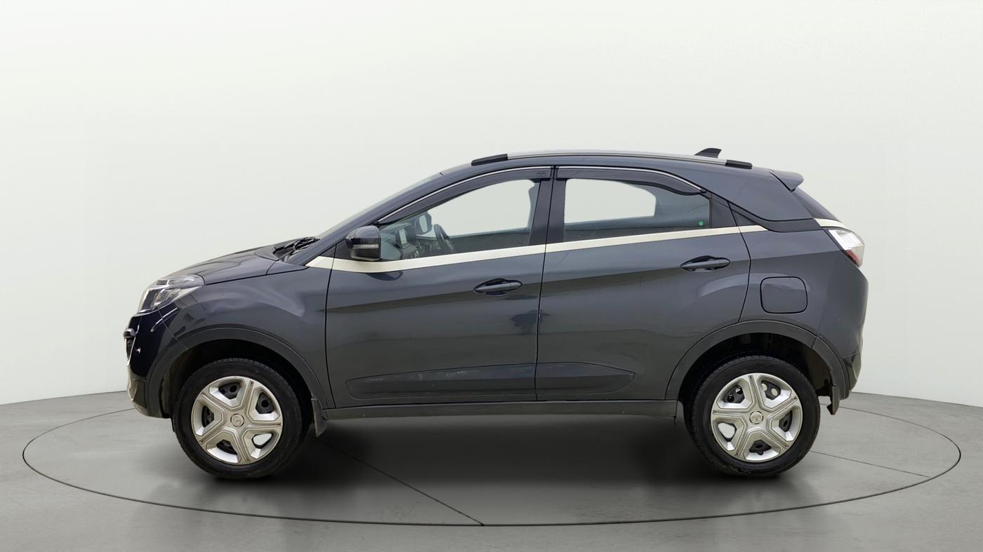 2018 Tata NEXON XZ PETROL, Petrol, Manual, 53,738 km, Left Side