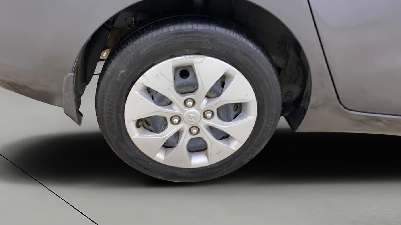 2019 Hyundai Xcent S 1.2, Petrol, Manual, 72,577 km, Right Rear Wheel
