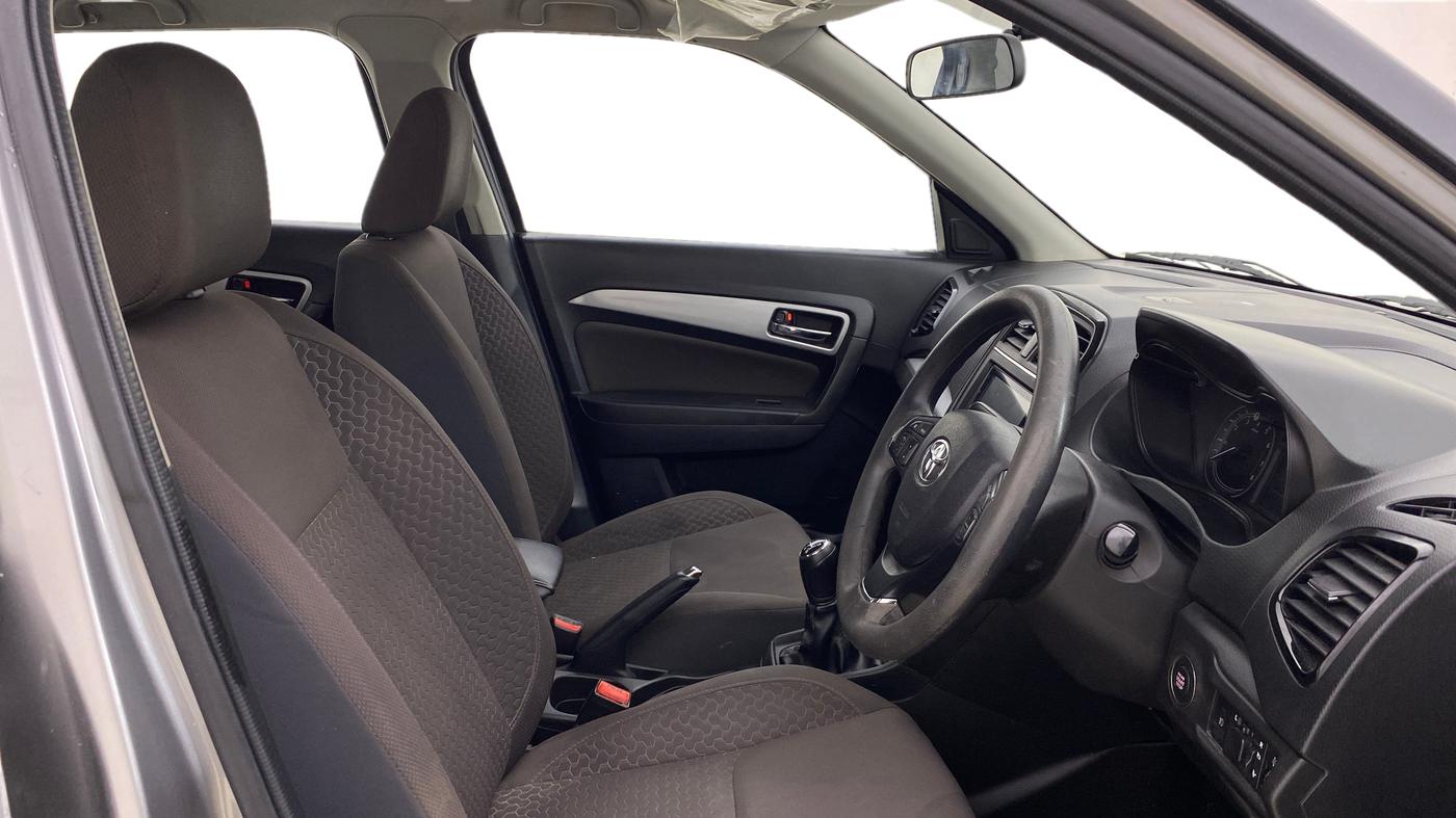 2021 Toyota URBAN CRUISER HIGH GRADE MT, Petrol, Manual, 1,21,932 km, Right Side Front Door Cabin