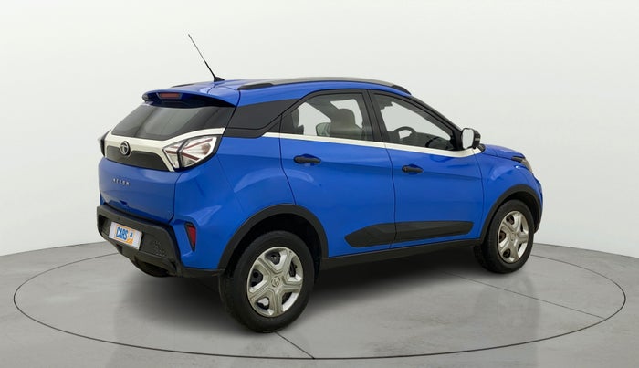 2020 Tata NEXON XMA SUNROOF DIESEL, Diesel, Automatic, 77,055 km, Right Back Diagonal