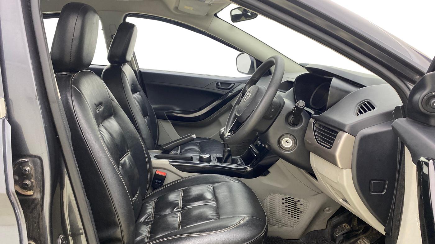 2019 Tata NEXON XM DIESEL, Diesel, Manual, 69,155 km, Right Side Front Door Cabin
