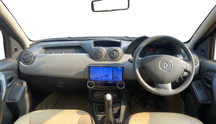 2014 Renault Duster RXE PETROL, Petrol, Manual, 1,47,587 km, Dashboard
