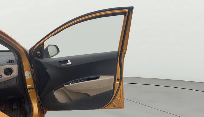 2015 Hyundai Grand i10 ASTA AT 1.2 KAPPA VTVT, Petrol, Automatic, 61,350 km, RHS Front Door