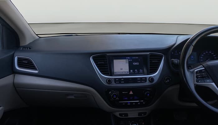 2017 Hyundai Verna 1.6 VTVT SX (O) AT, Petrol, Automatic, 1,07,501 km, Air Conditioner