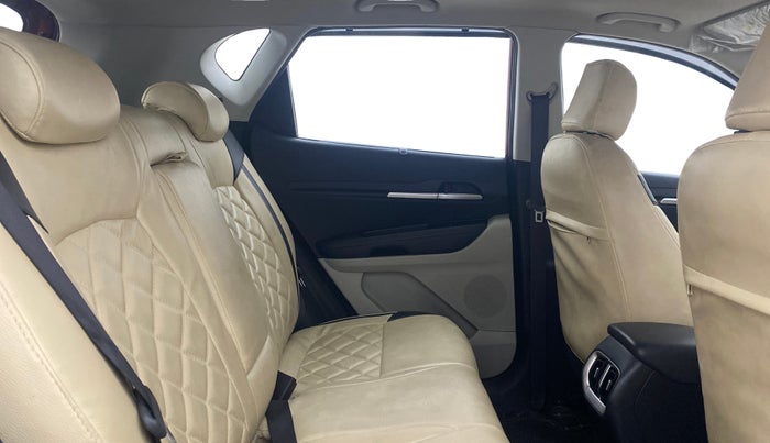 2021 KIA SONET HTX 1.0 IMT, Petrol, Manual, 42,116 km, Right Side Rear Door Cabin