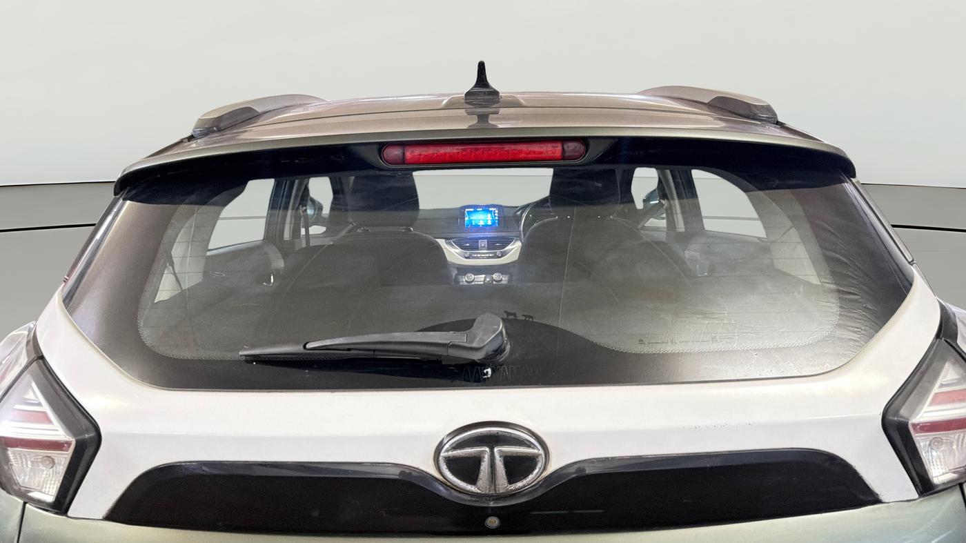 2021 Tata NEXON XZA PLUS SUNROOF PETROL, Petrol, Automatic, 73,686 km, Rear Windshield