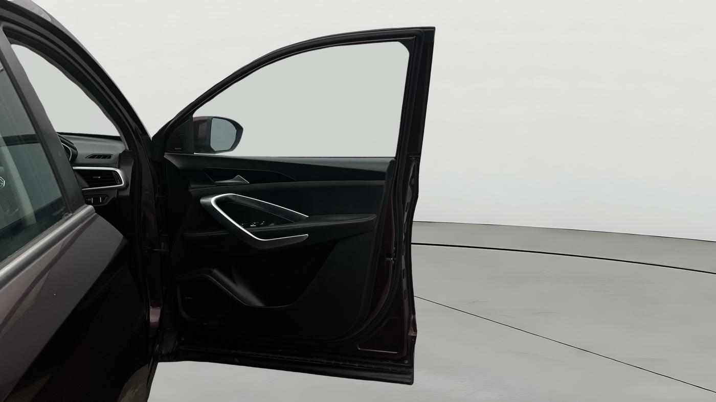 2019 MG HECTOR SMART 1.5 DCT PETROL, Petrol, Automatic, 49,431 km, RHS Front Door