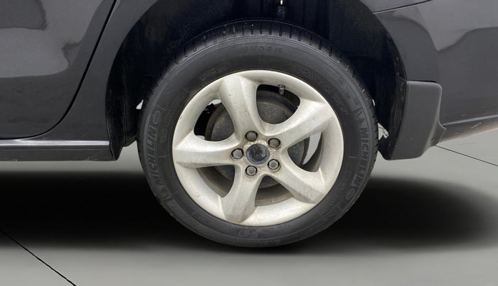 2014 Skoda Rapid ELEGANCE 1.6 MPI MT, Petrol, Manual, 51,774 km, Left Rear Wheel