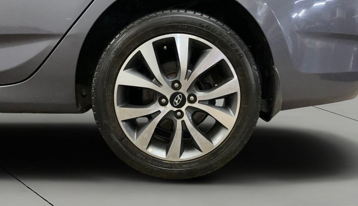2013 Hyundai Verna FLUIDIC 1.6 VTVT SX, Petrol, Manual, 77,894 km, Left Rear Wheel