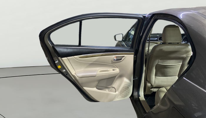 2020 Maruti Ciaz ALPHA  AT 1.5 SHVS PETROL, Petrol, Automatic, 39,754 km, LHS Rear Door