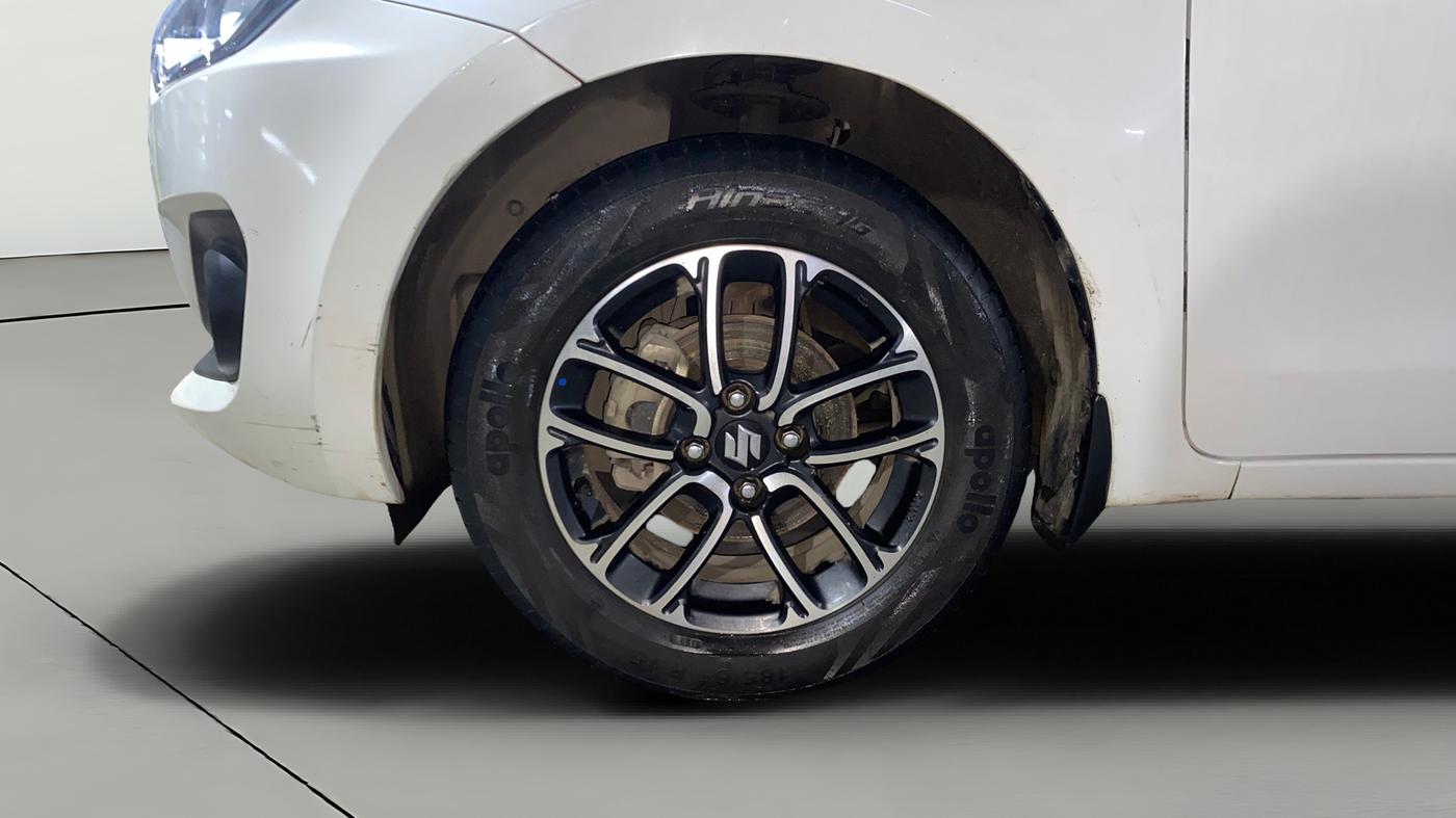2023 Maruti Swift ZXI PLUS AMT DUAL TONE, Petrol, Automatic, 58,445 km, Left Front Wheel