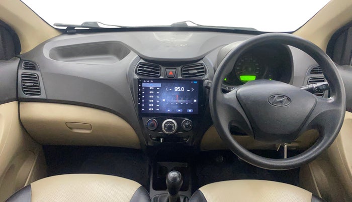 2014 Hyundai Eon ERA +, Petrol, Manual, 73,078 km, Dashboard