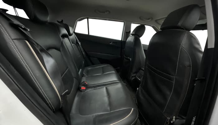 2017 Hyundai Creta SX PLUS 1.6 PETROL, Petrol, Manual, 60,821 km, Right Side Rear Door Cabin
