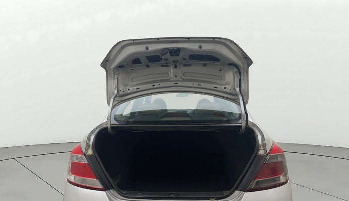 2013 Renault Scala RXE DIESEL, Diesel, Manual, 1,18,187 km, Boot Door Open