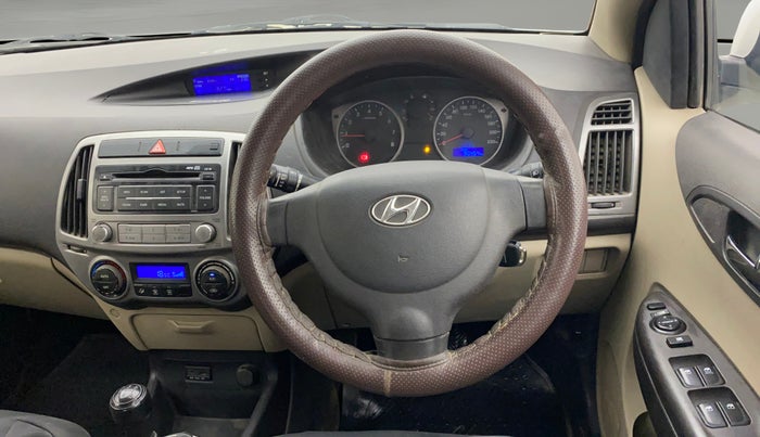 2012 Hyundai i20 MAGNA 1.2, Petrol, Manual, 90,411 km, Steering Wheel Close Up