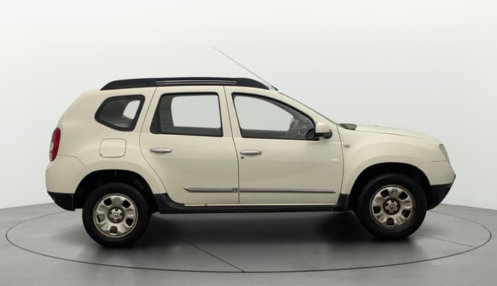 2015 Renault Duster 85 PS RXL DIESEL, Diesel, Manual, 72,468 km, Right Side View