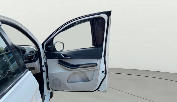 2022 Tata TIGOR XZ PLUS CNG, CNG, Manual, 54,177 km, RHS Front Door