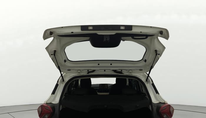 2023 Tata PUNCH CREATIVE  MT, Petrol, Manual, 18,437 km, Boot Door Open