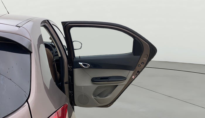 2018 Tata Tiago XZ PETROL, Petrol, Manual, 88,151 km, RHS Rear Door