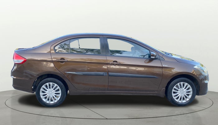 2016 Maruti Ciaz VXI+, Petrol, Manual, 1,06,270 km, Right Side View