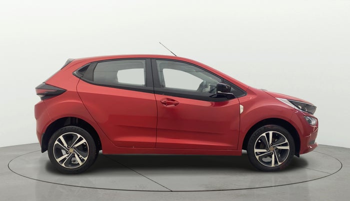2023 Tata ALTROZ XZA PLUS, Petrol, Automatic, 30,753 km, Right Side View