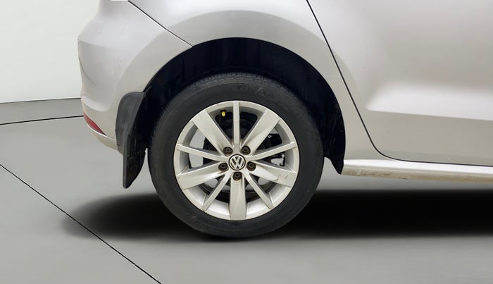 2016 Volkswagen Polo HIGHLINE1.2L, Petrol, Manual, 59,902 km, Right Rear Wheel