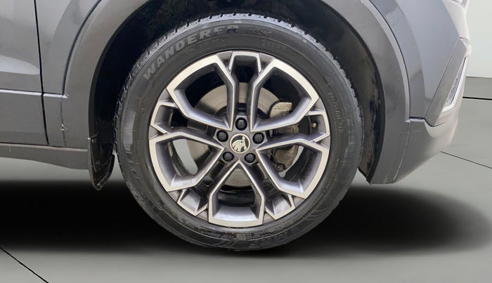 2021 Skoda KUSHAQ STYLE 1.5L TSI DSG, Petrol, Automatic, 61,976 km, Right Front Wheel