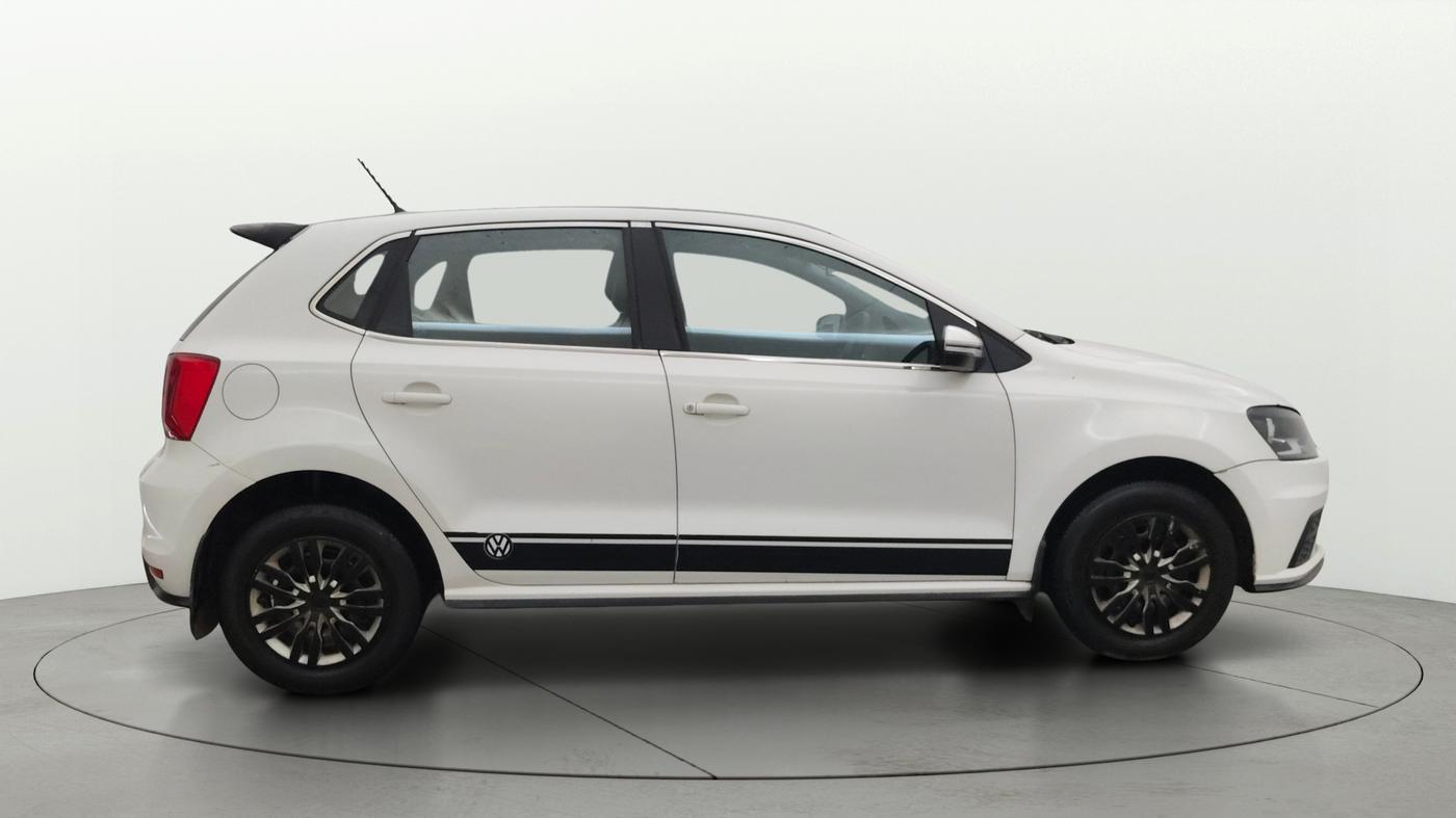 2020 Volkswagen Polo TRENDLINE 1.0L, Petrol, Manual, 80,392 km, Right Side View