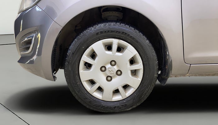 2012 Hyundai i20 MAGNA (O) 1.2, Petrol, Manual, 44,572 km, Left Front Wheel