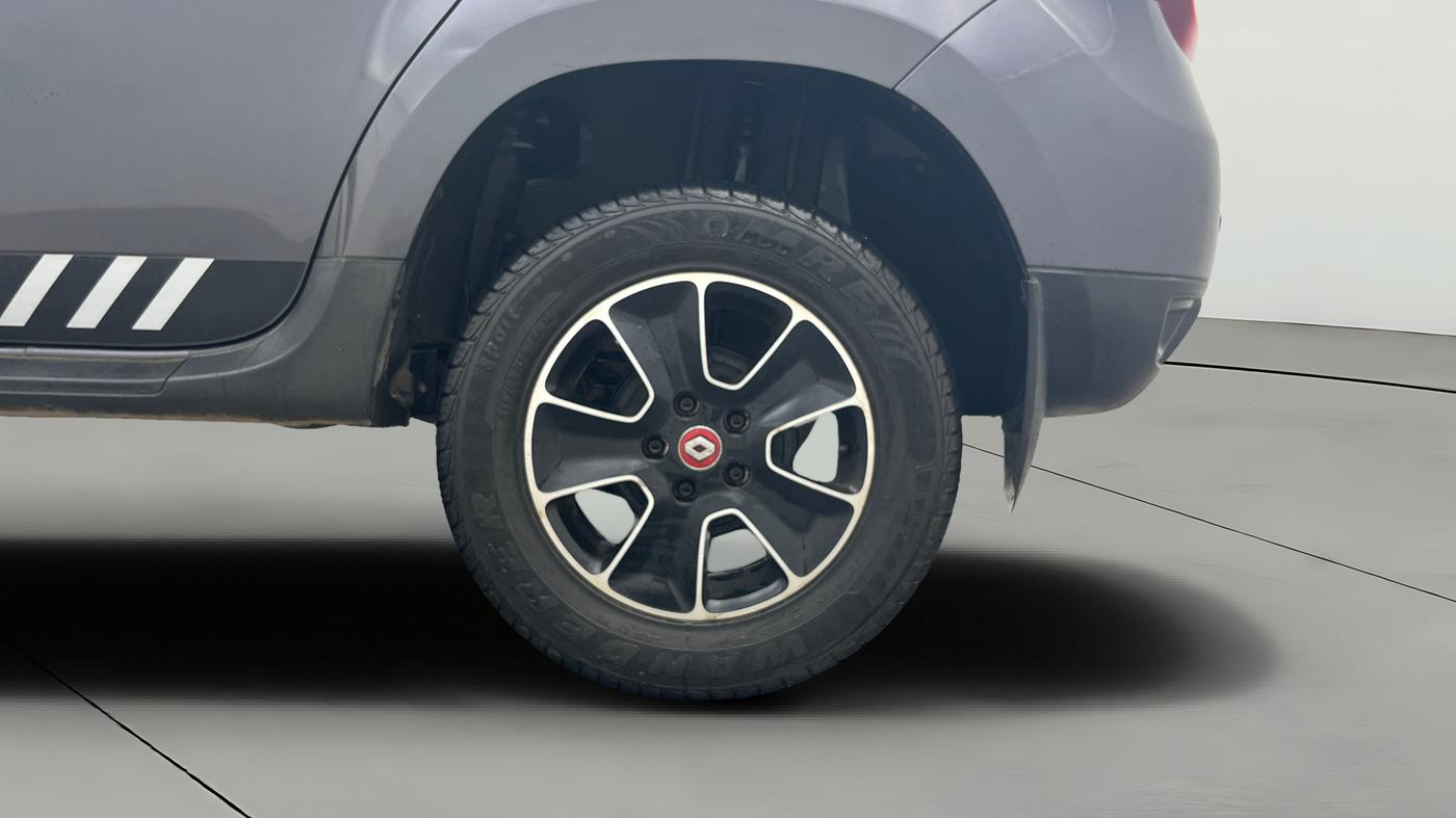 2018 Renault Duster RXS CVT, Petrol, Automatic, 54,897 km, Left Rear Wheel