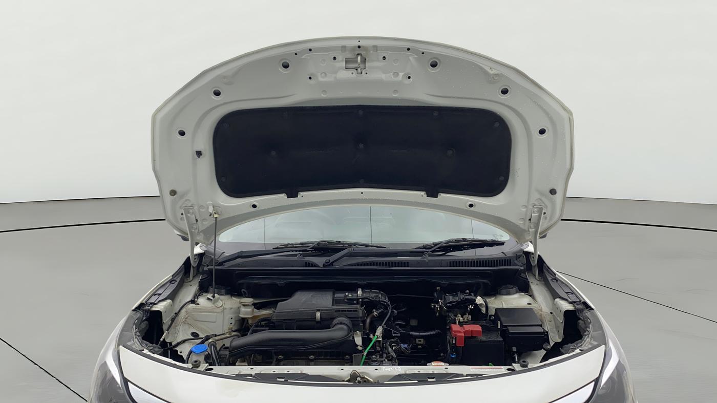 2023 Toyota Glanza V, Petrol, Manual, 32,482 km, Open Bonet