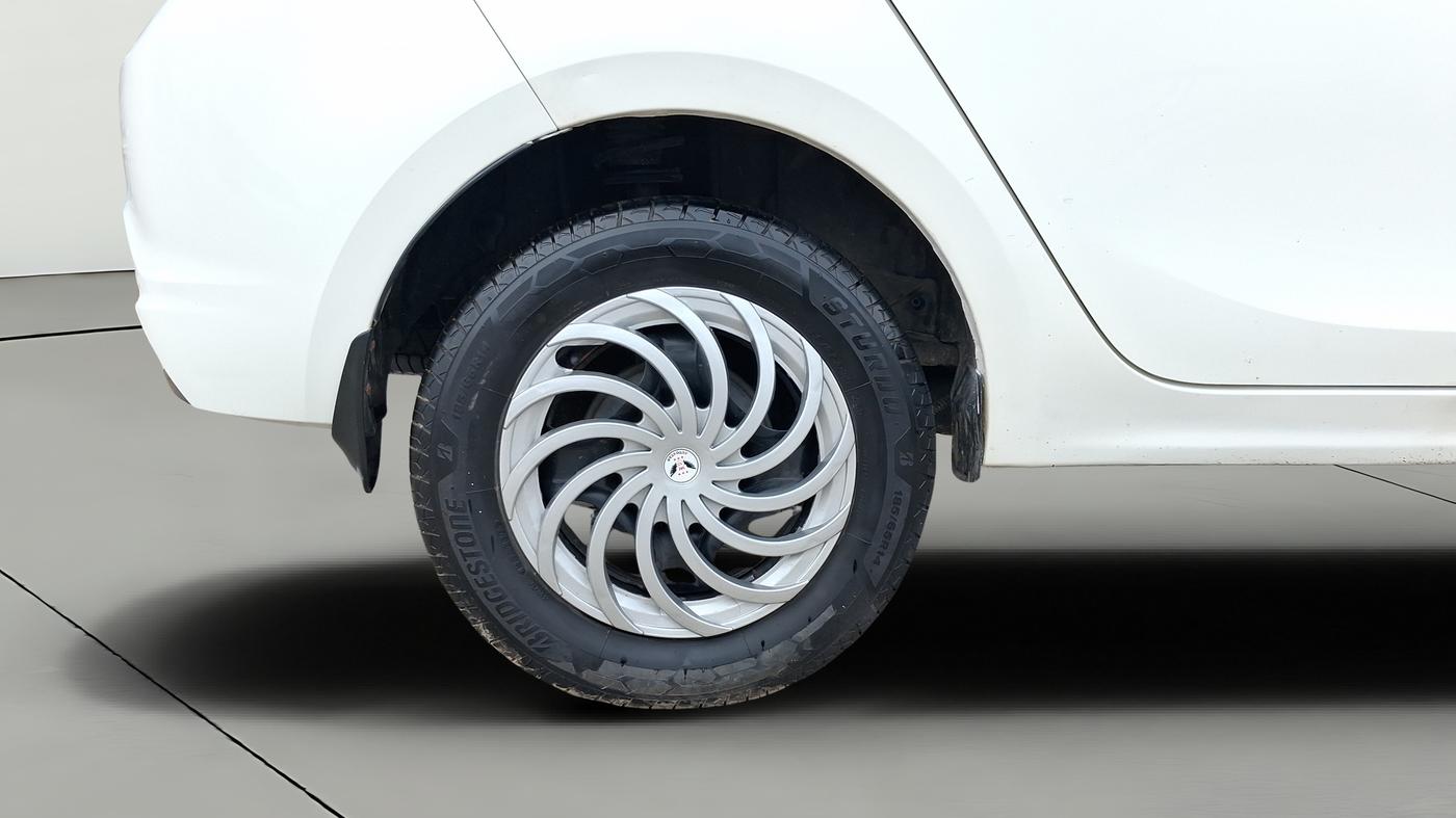 2024 Tata TIGOR XZ PLUS CNG LEATHERETTE PACK, CNG, Manual, 57,411 km, Right Rear Wheel