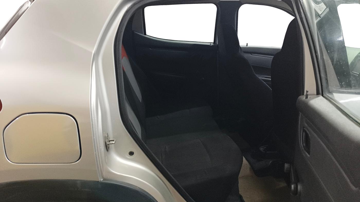 2016 Renault Kwid RXT 0.8, Petrol, Manual, 33,430 km, Right Side Rear Door Cabin