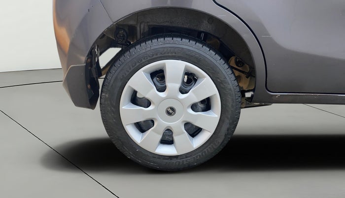 2016 Maruti Alto K10 VXI, Petrol, Manual, 59,974 km, Right Rear Wheel