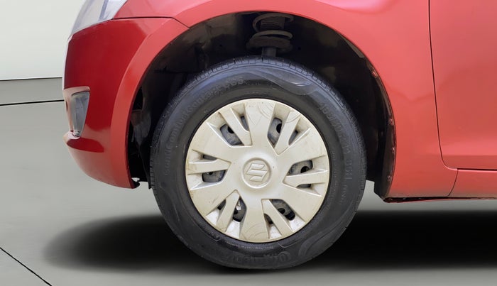 2014 Maruti Swift VXI, Petrol, Manual, 73,057 km, Left Front Wheel