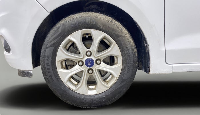 2017 Ford Figo Aspire TITANIUM 1.2 PETROL, Petrol, Manual, 98,248 km, Left Front Wheel