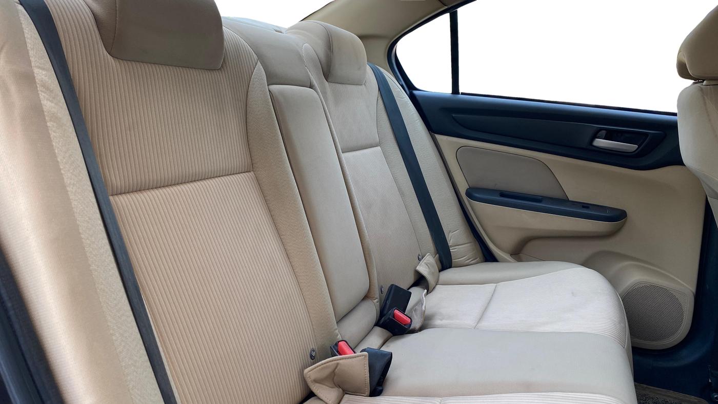 2019 Honda Amaze 1.2L I-VTEC S, Petrol, Manual, 70,490 km, Right Side Rear Door Cabin