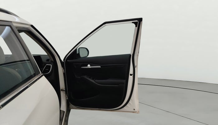 2020 KIA SELTOS HTK PLUS 1.5, Petrol, Manual, 41,250 km, RHS Front Door