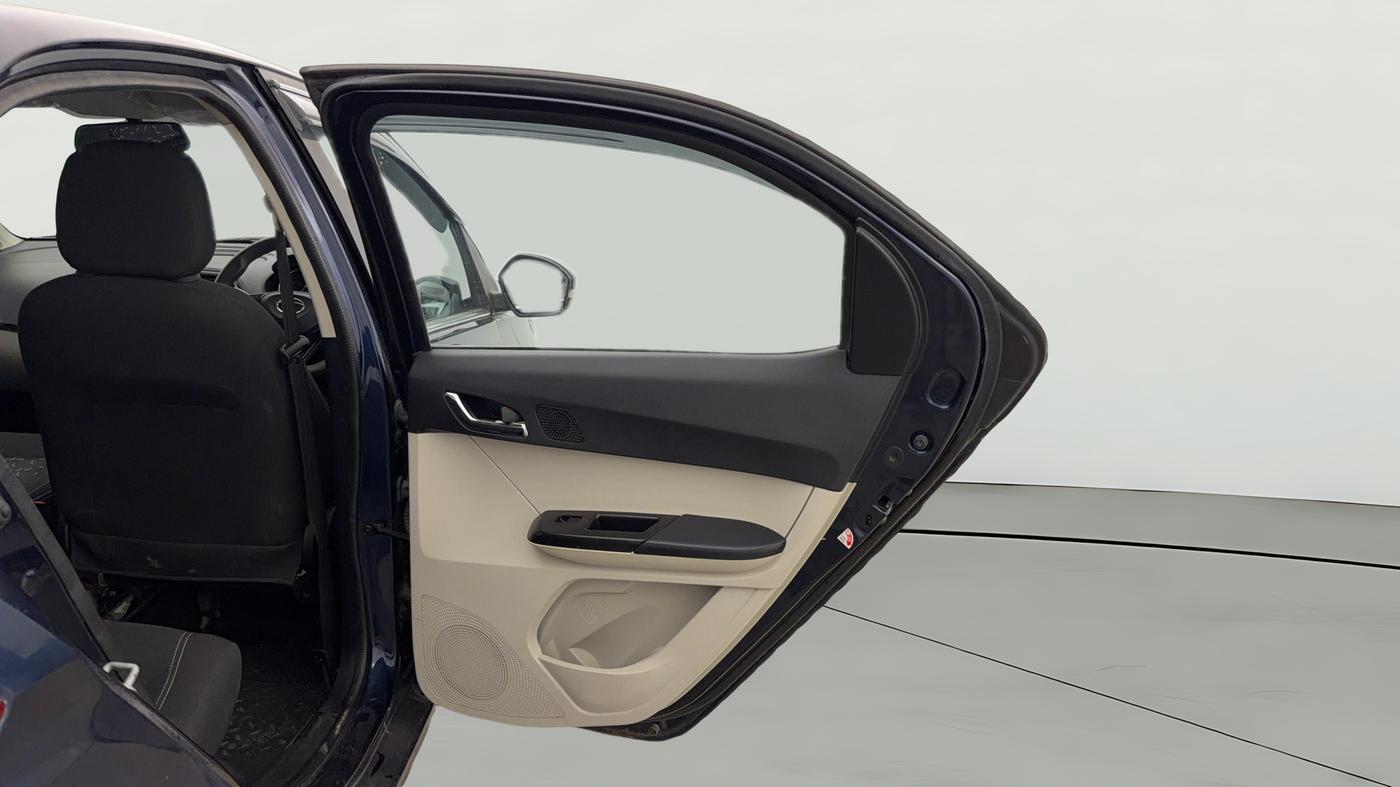 2023 Tata Tiago XZ PLUS CNG, CNG, Manual, 40,685 km, RHS Rear Door