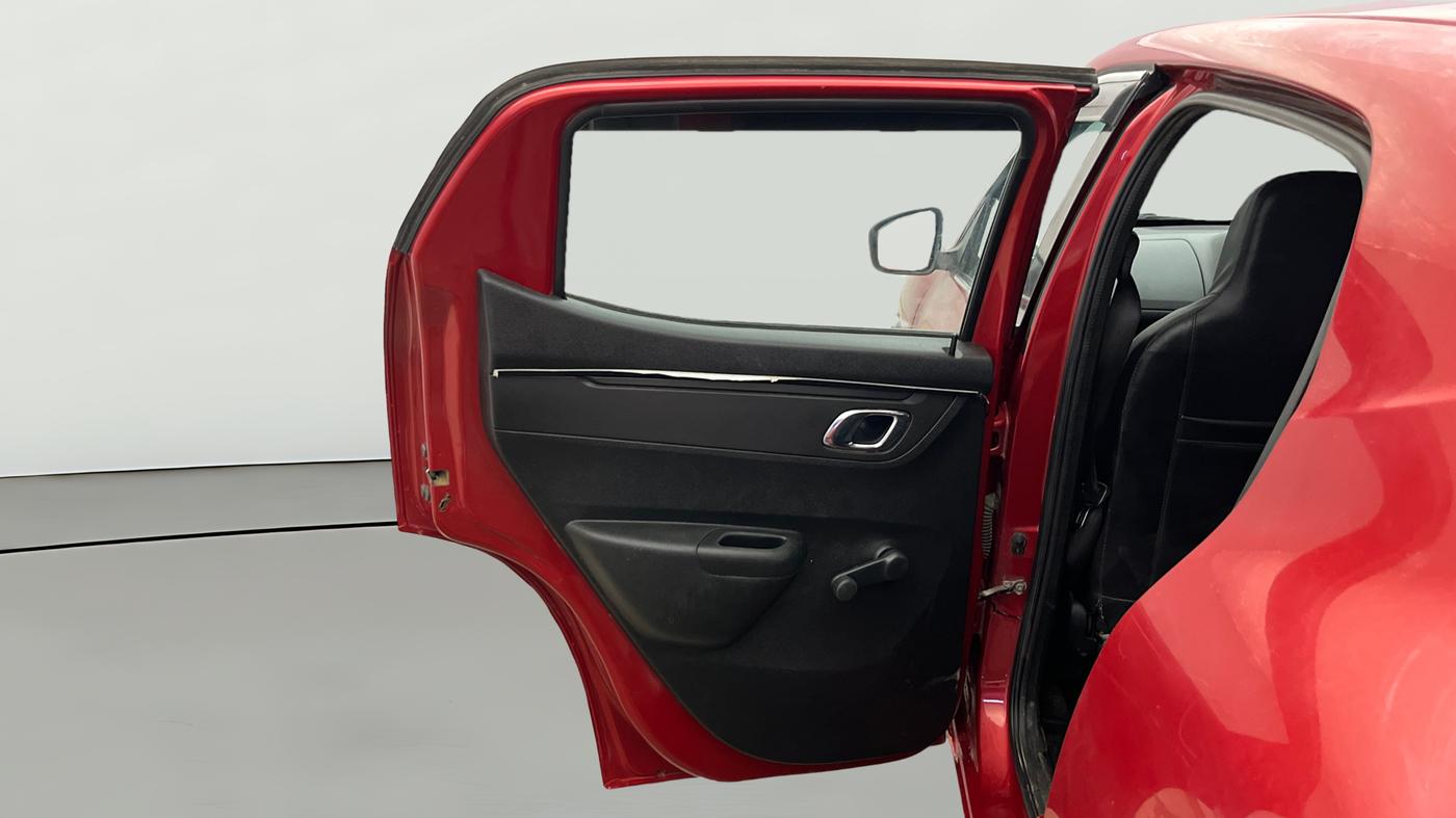 2018 Renault Kwid RXT 1.0 AMT (O), CNG, Automatic, 63,199 km, LHS Rear Door