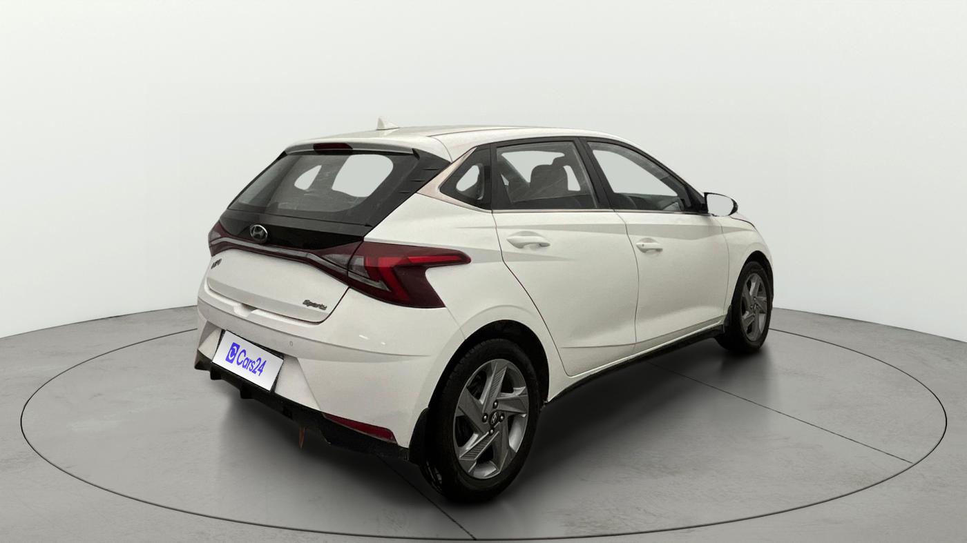 2022 Hyundai NEW I20 SPORTZ 1.5 MT, Diesel, Manual, 69,739 km, Right Back Diagonal