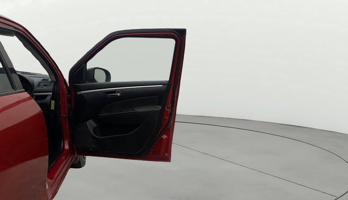 2013 Maruti Swift VXI, Petrol, Manual, 1,06,812 km, RHS Front Door