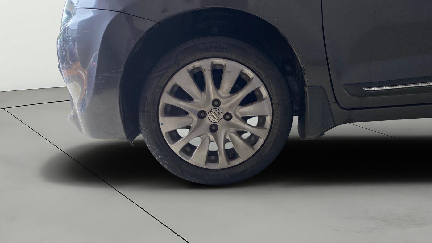 2018 Maruti Baleno ALPHA PETROL 1.2, Petrol, Manual, 25,202 km, Left Front Wheel